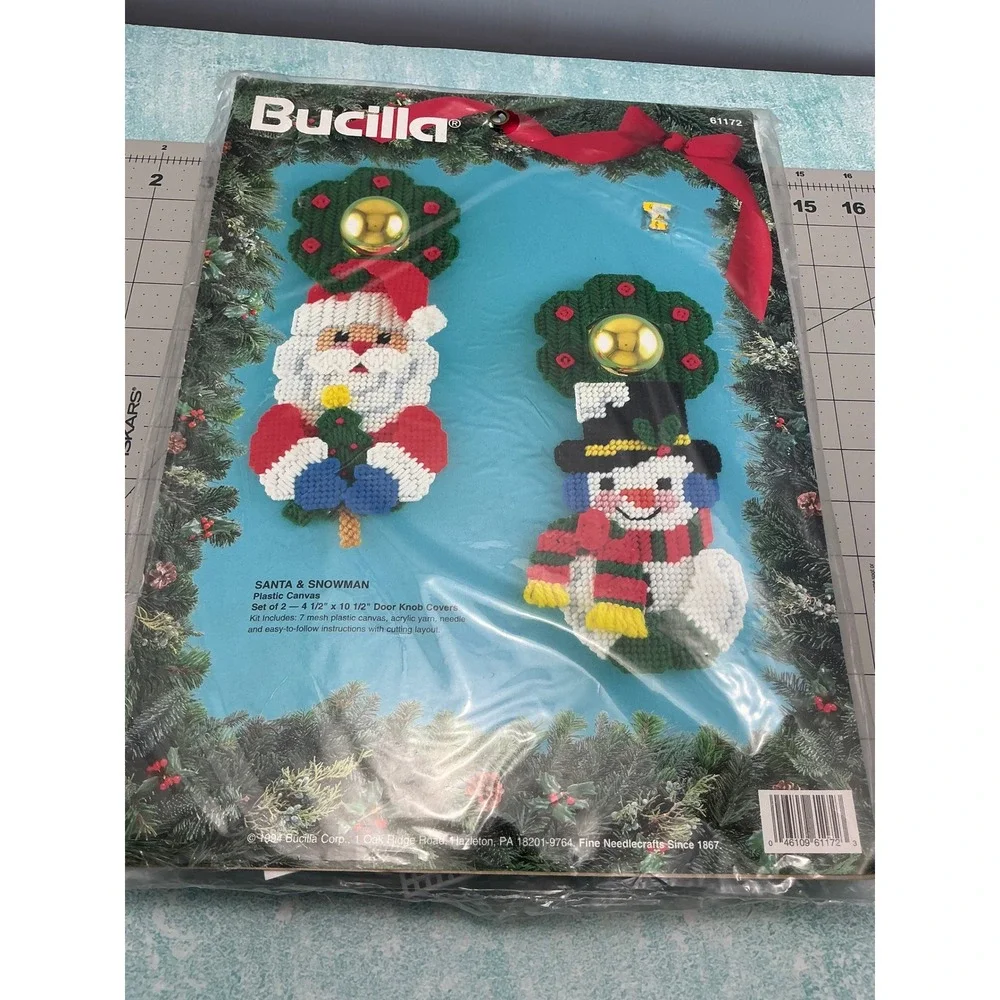 Bucilla Santa & Snowman Plastic Canvas Door‎ Knob Cover Kit 61172 New